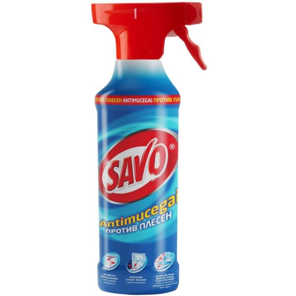 Soluție antimucegai SAVO în pulverizator pentru o casă curată și fără igrasie.